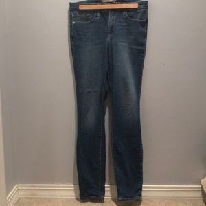 Athleta - Sculptek light wash - tall skinny jeans